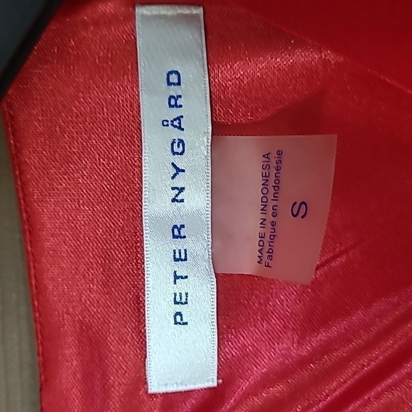 ❤️𝅺VINTAGE red round neck tunic top with pleated bell sleeves - Picture 4 of 5